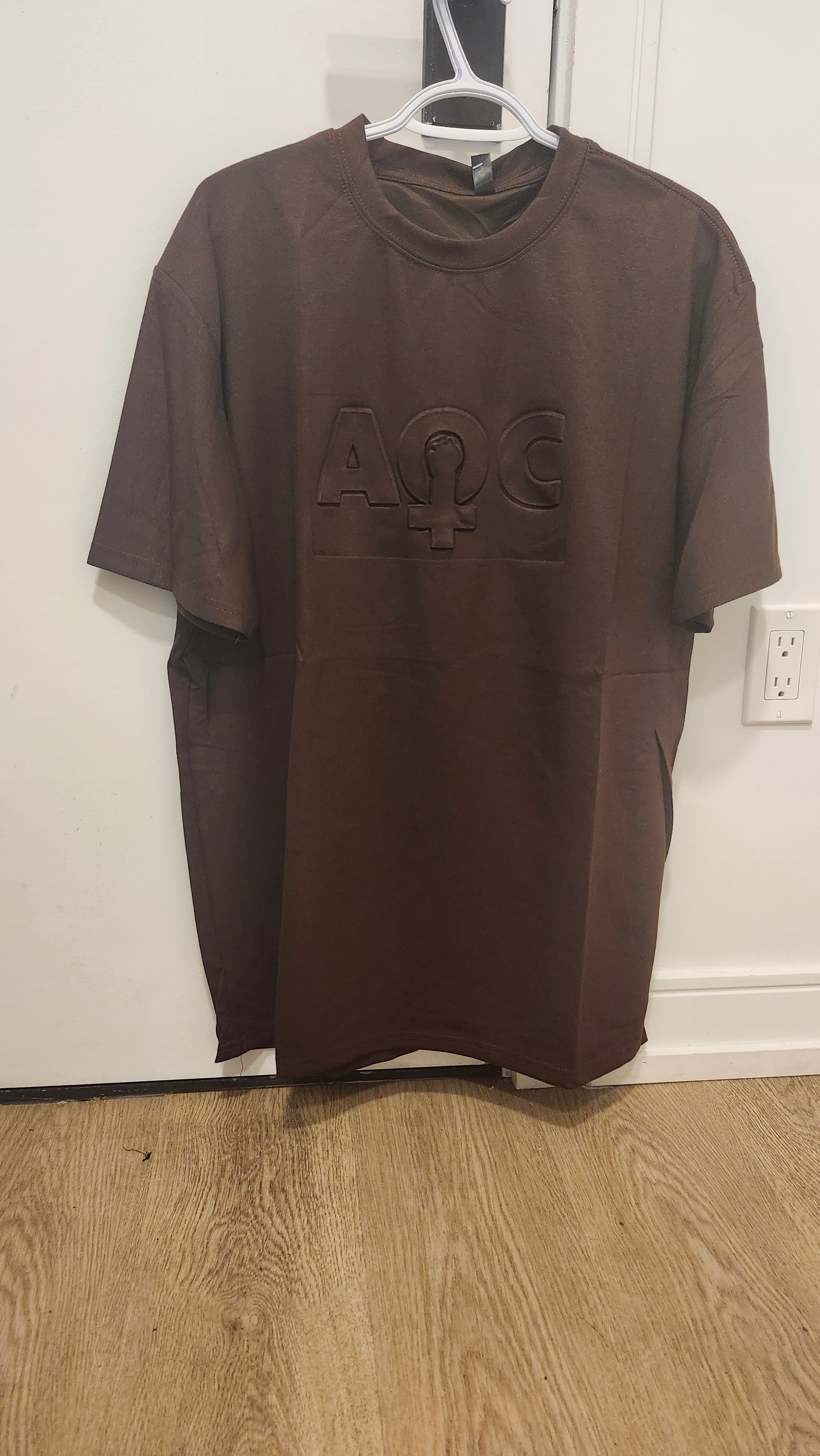 Embossed Dark brown 5xl